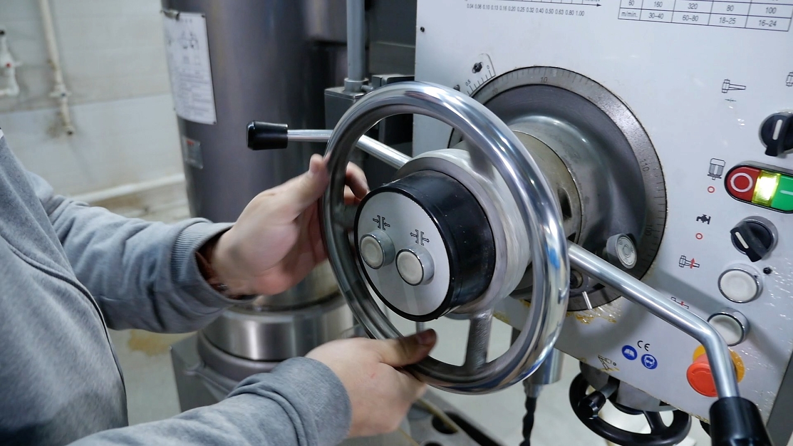 JET JRD-1600W Радиально-сверлильный станок 400В